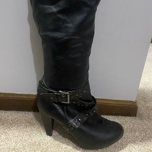 Women’s black Torrid boots size 10